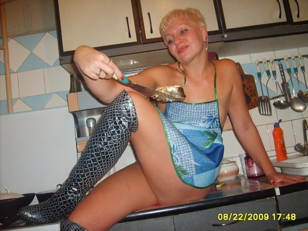 Зрелые женщины с натуральными сиськами ласкают свои киски 17  картинка xxx скачать