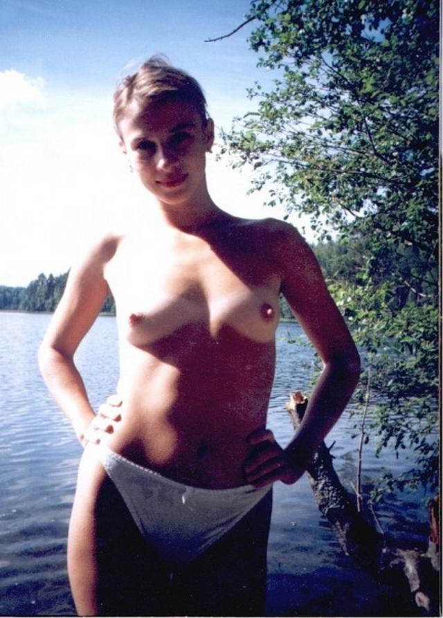 Спортивные девчонки не стесняются раздеваться на пляже 15  картинка xxx скачать