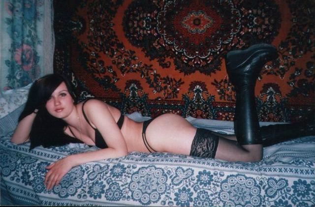 Голые брюнетки дома хотят страсти и интима 15  картинка xxx скачать