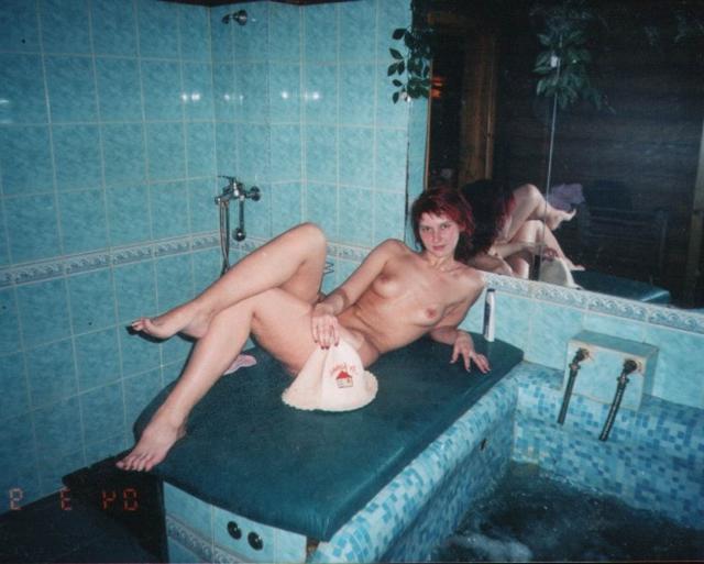 Голые девчонки в бане готовы жариться в разных позах 19  картинка xxx скачать